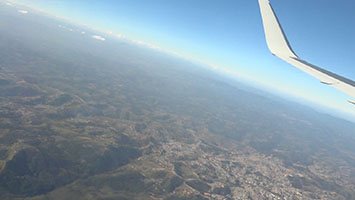 Ovni en forma de saeta sobre Sao Paulo vuelo LAN PERU